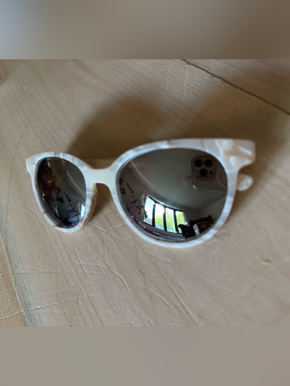 Costa Del Mar Isla 580G Polarized Sunglasses
